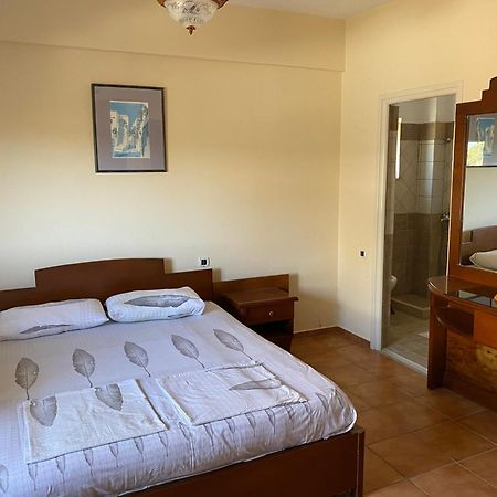 Villa Lilaj Vlorë Exterior foto